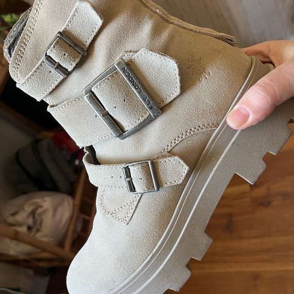 Fly London Boots - Picture 4 of 6